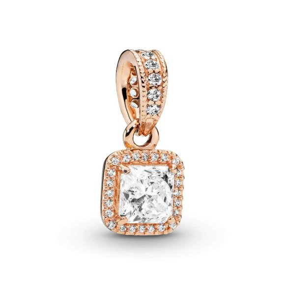 NEW 100% Authentic PANDORA 14k G Triple Stone Heart CZ Stud  Pandora Jewelry Timeless Elegance Stud Cubic Zirconia Pendant in Gold 14K NEW